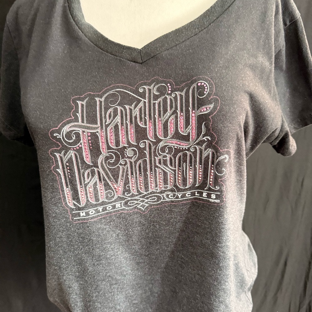 Harley-Davidson Women's Charcoal Tee with Pink Accents
